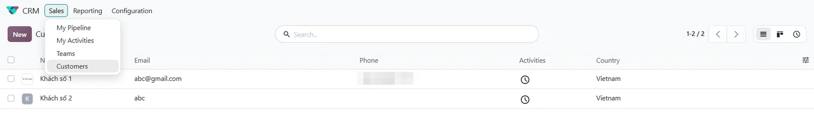 Danh sách khách hàng trong Odoo CRM, mở từ menu Sales → Customers